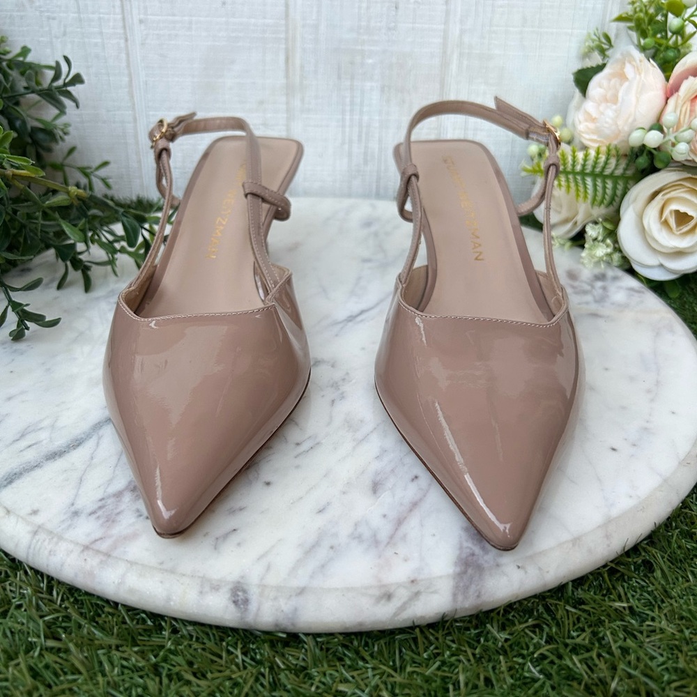 Stuart Weitzman
Vinnie Patent Kitten Slingback Pumps
$525
50mm BEIGE 6.5B NEW - Picture 9 of 16